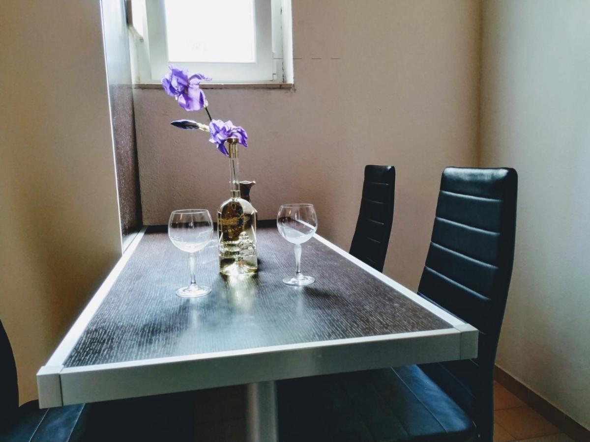 Apartament Asija