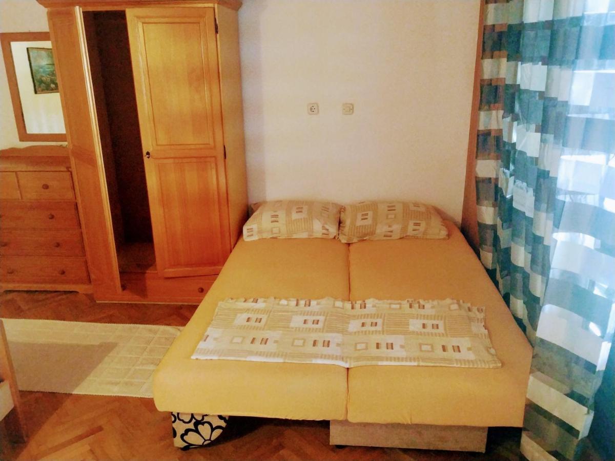 Asija Apartment *