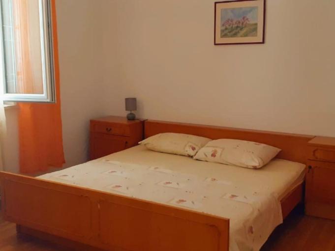Apartman Asija *